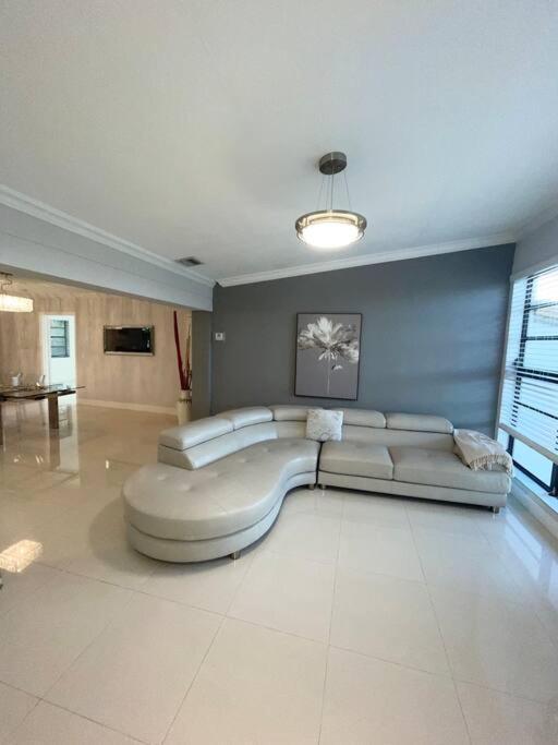 Modern Miami Oversized 3 Bedroom In Central Location Extérieur photo