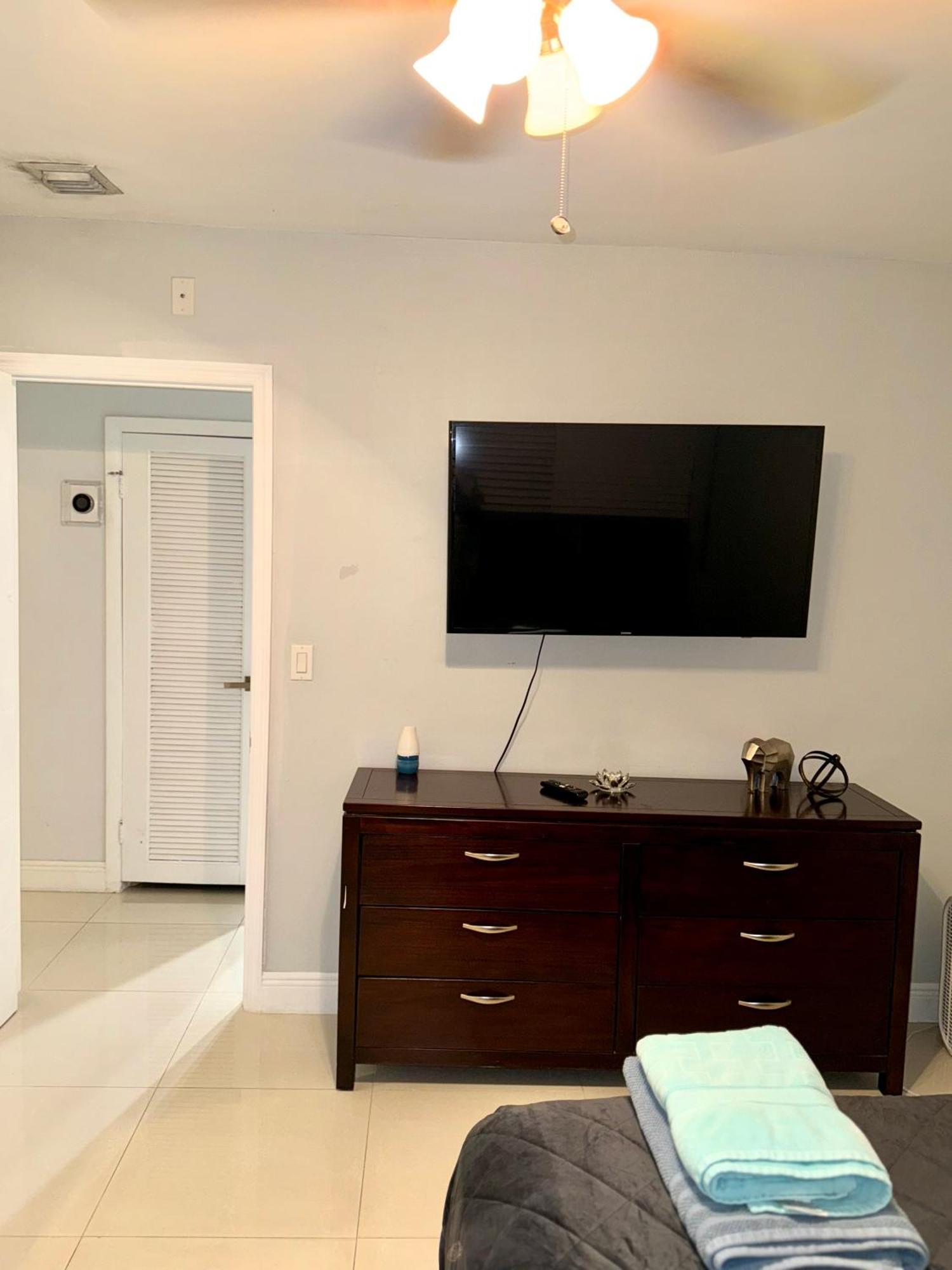 Modern Miami Oversized 3 Bedroom In Central Location Extérieur photo
