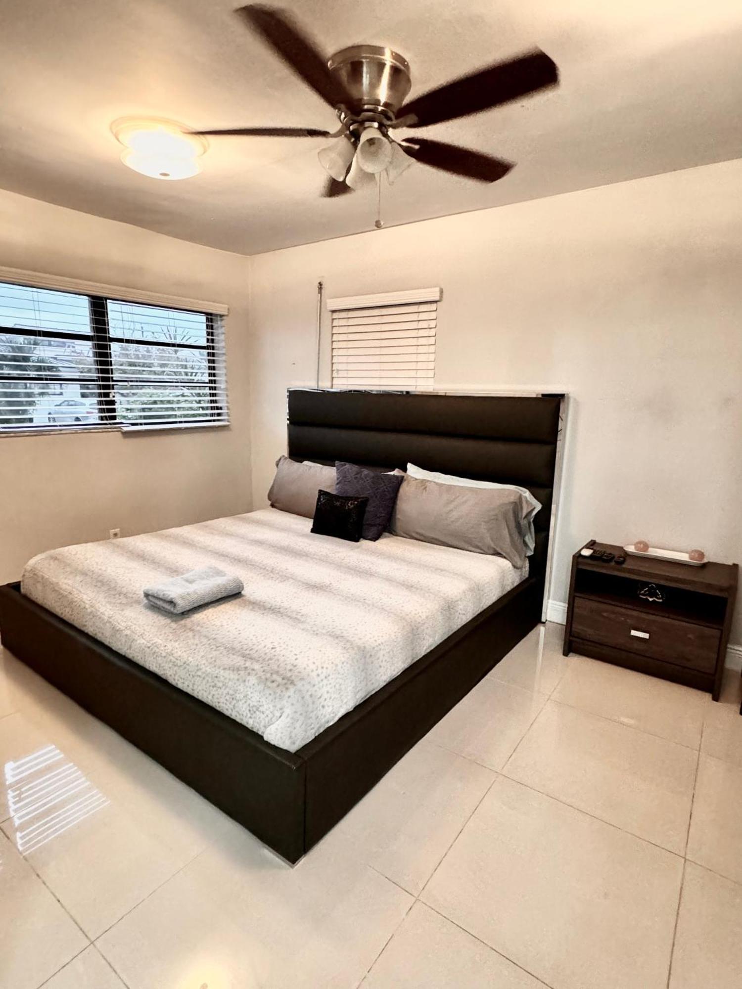Modern Miami Oversized 3 Bedroom In Central Location Extérieur photo